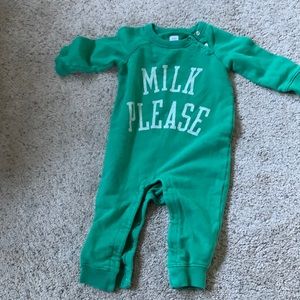 One piece sweatshirt Baby Gap size 12 to 18 months